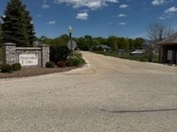 11013 Serenity Path, Richmond, IL 60071