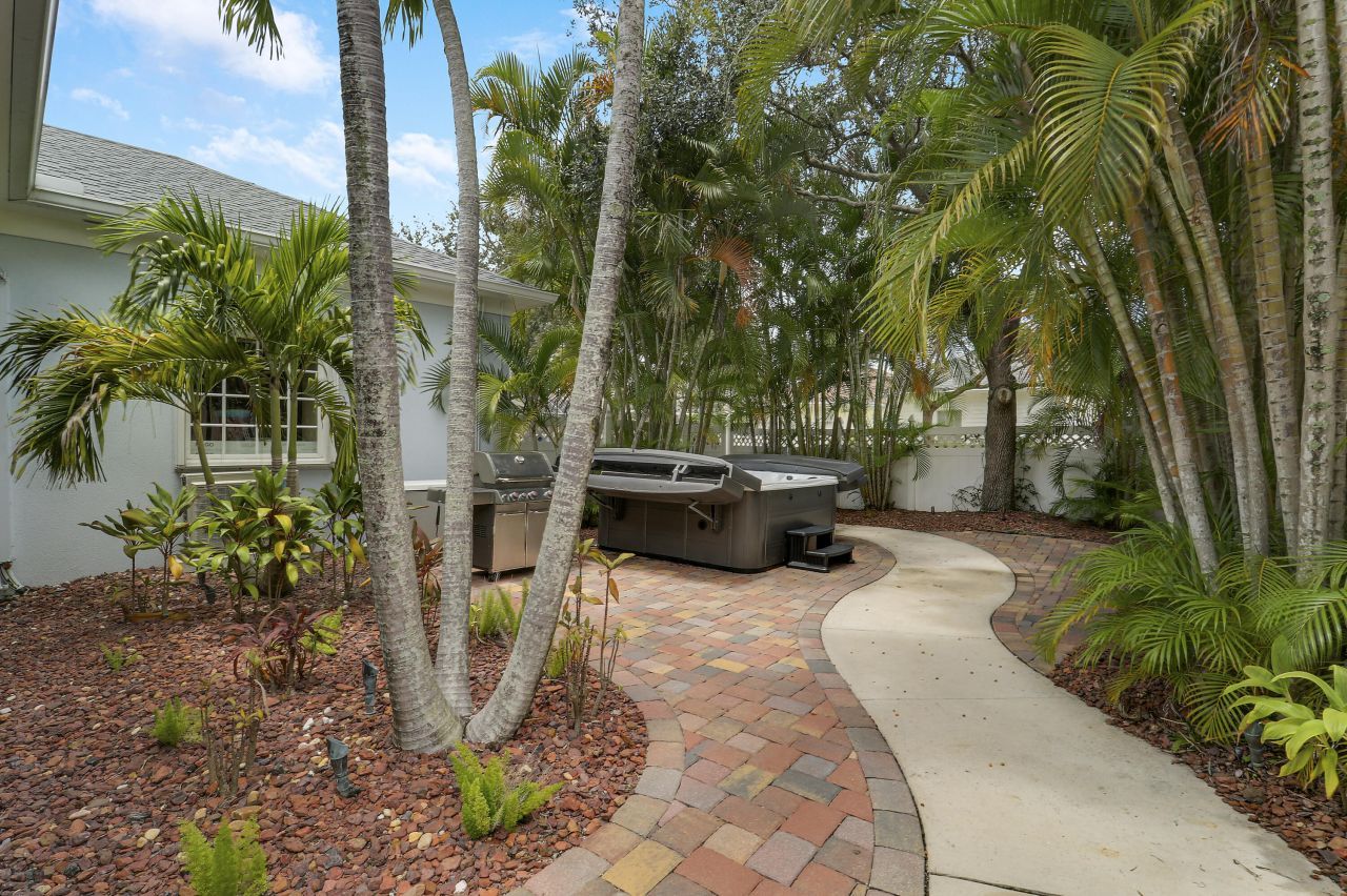 117 Poinciana Drive, Jupiter, FL 33458 Photo