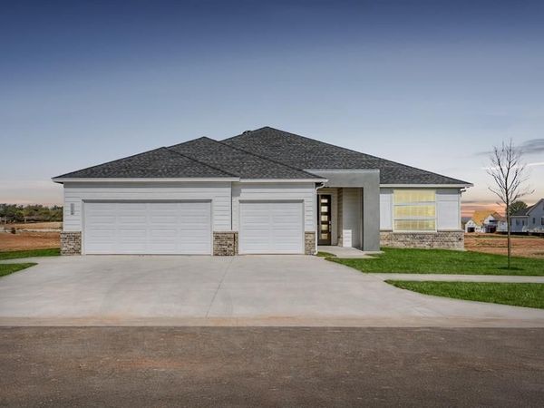 4213 NW 180th Street, Edmond, OK 73012