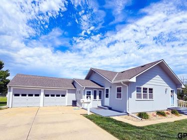1615 K Street, Fairbury, NE 68352