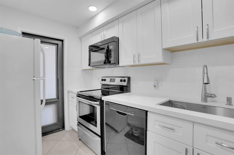 2601 NE 14th Street Causeway, Unit 245, Pompano Beach, FL 33062 Photo