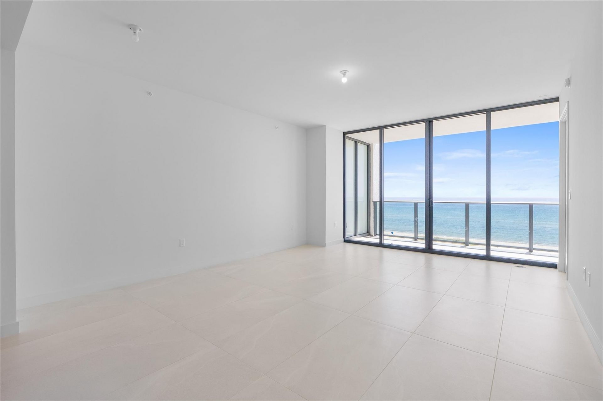 900 N Ocean Boulevard, Unit 504, Pompano Beach, FL 33062 Photo