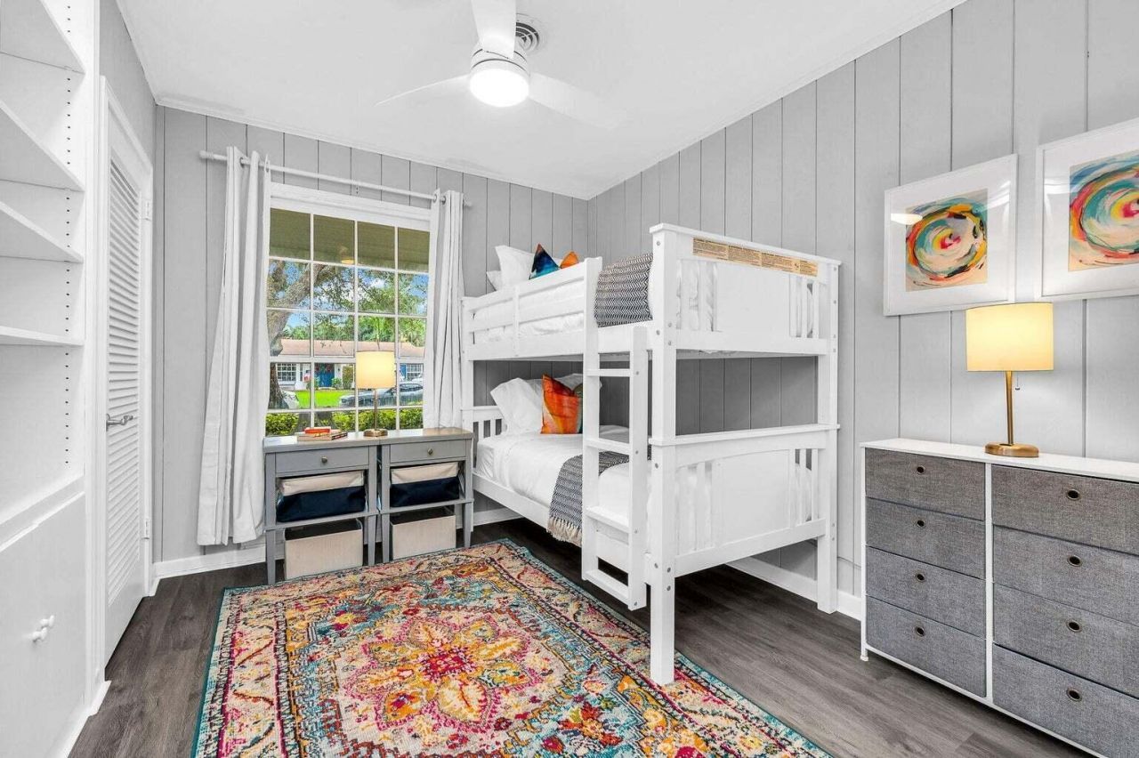 127 Miramar Way, West Palm Beach, FL 33405 Photo