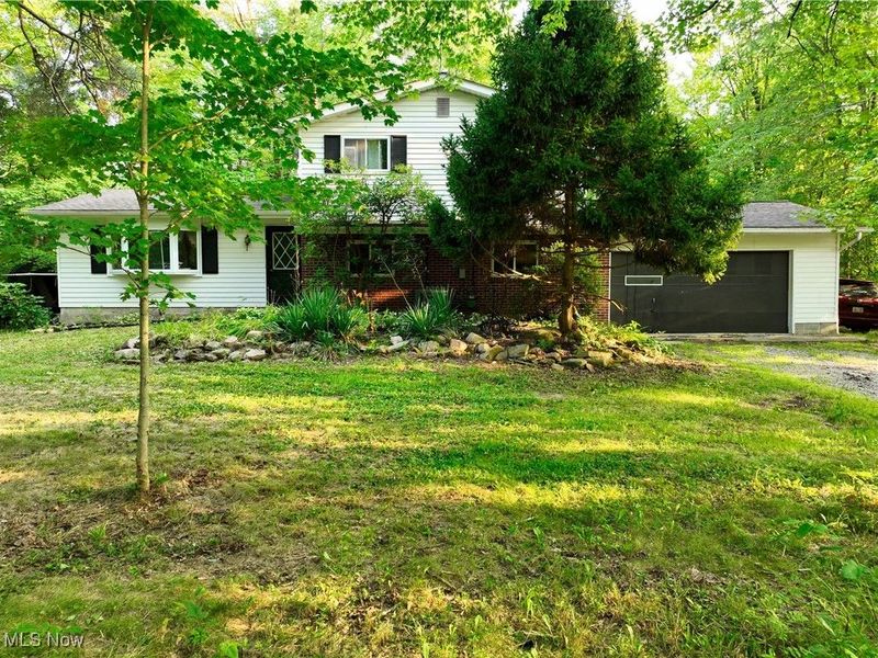 8075 Mulberry Road, Chesterland, OH 44026 Photo 2