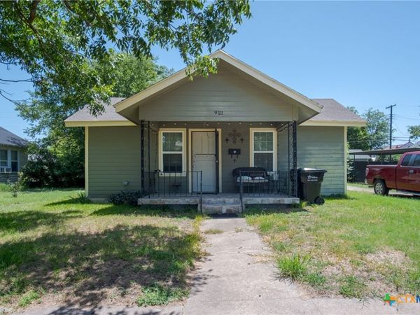 921 S 11th Street, Temple, TX 76504