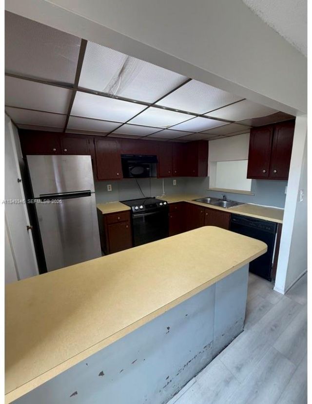 13731 SW 84th St, Unit B, Miami, FL 33183 Photo