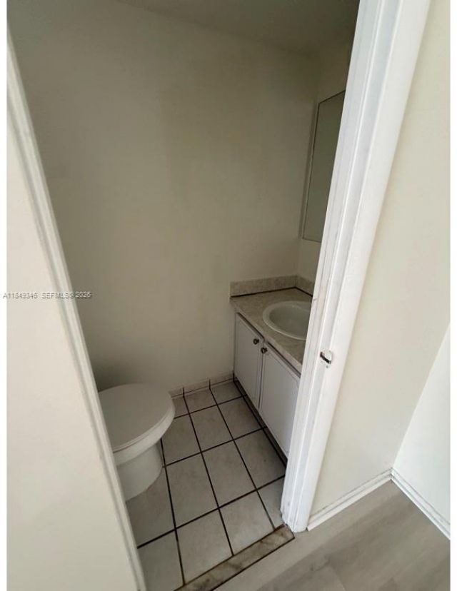 13731 SW 84th St, Unit B, Miami, FL 33183 Photo