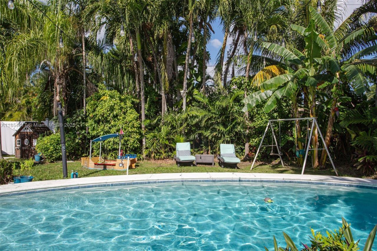 955 Van Buren St, Hollywood, FL 33019 Photo