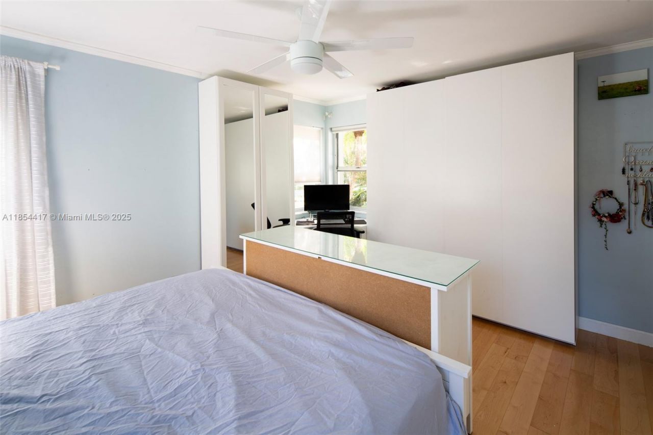 955 Van Buren St, Hollywood, FL 33019 Photo