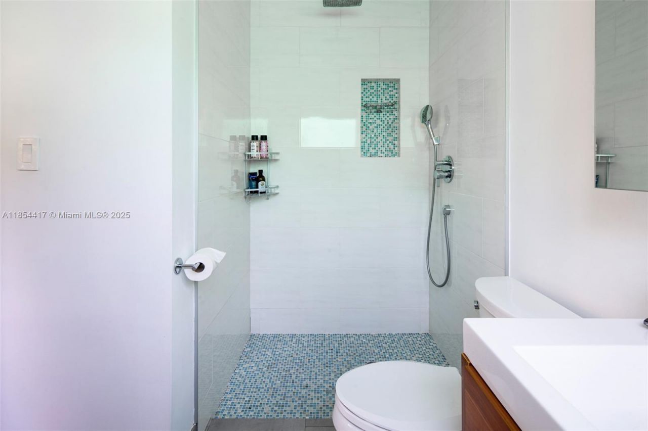 955 Van Buren St, Hollywood, FL 33019 Photo