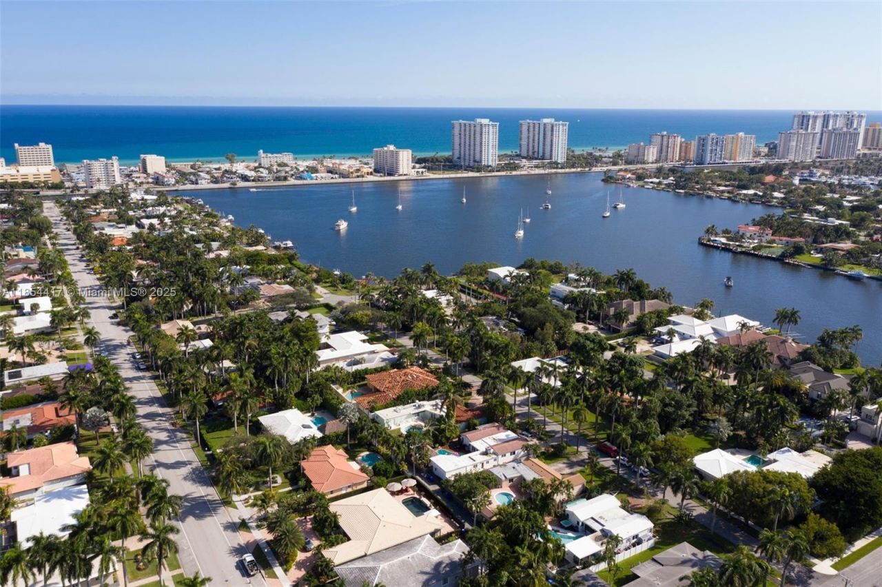 955 Van Buren St, Hollywood, FL 33019 Photo