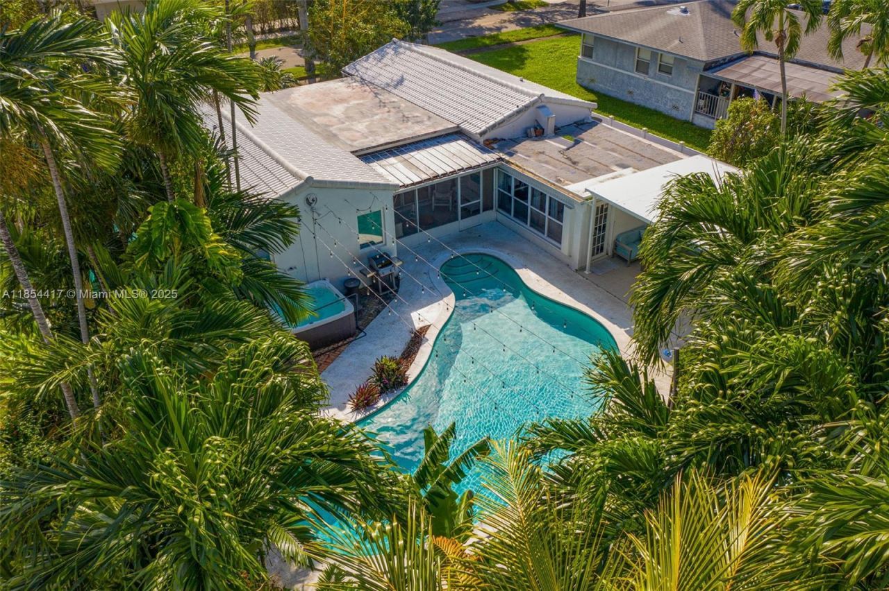 955 Van Buren St, Hollywood, FL 33019 Photo