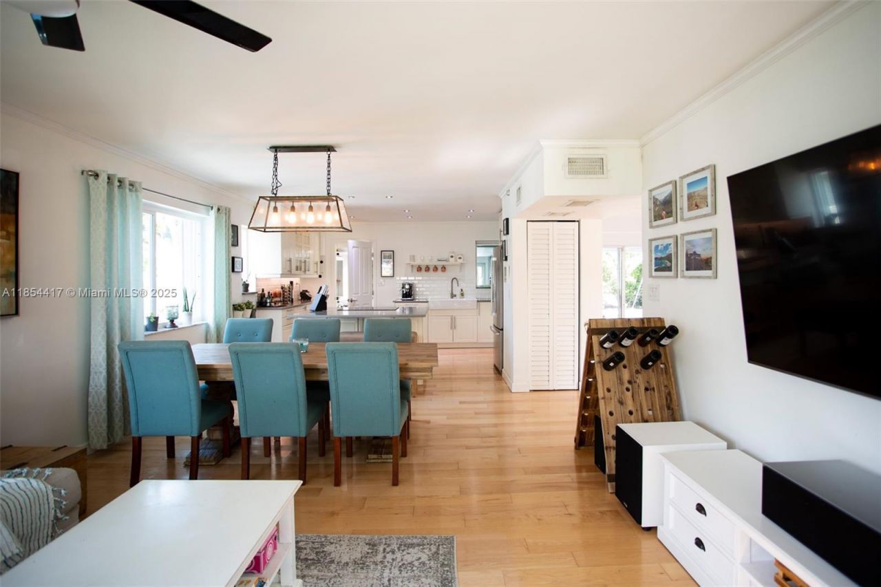 955 Van Buren St, Hollywood, FL 33019 Photo