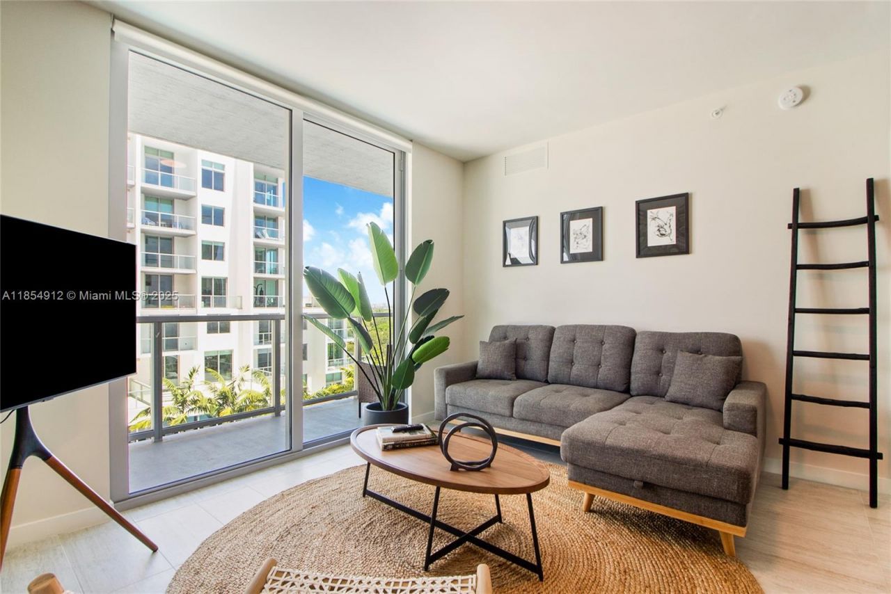 3900 Biscayne Blvd, Unit S-918, Miami, FL 33137 Photo