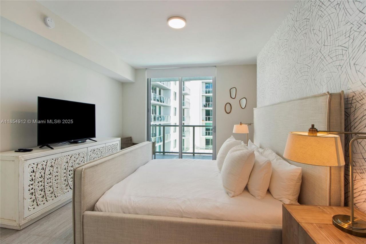 3900 Biscayne Blvd, Unit S-918, Miami, FL 33137 Photo