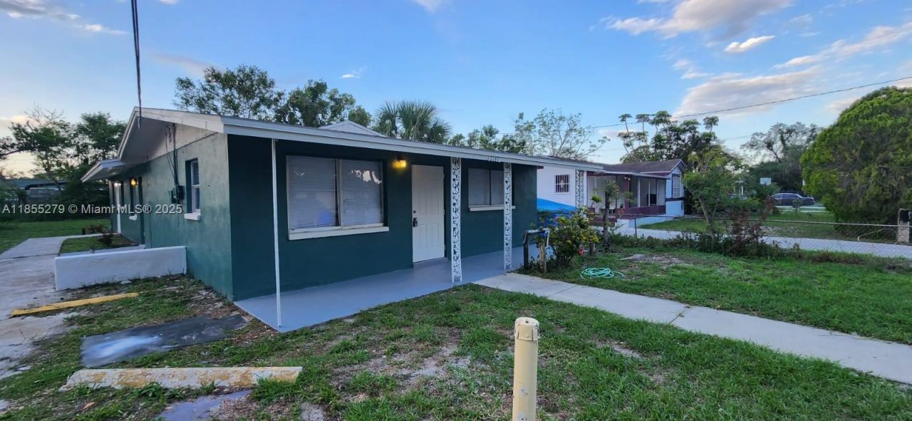 3147 Economy, Fort Myers, FL 33916 Photo