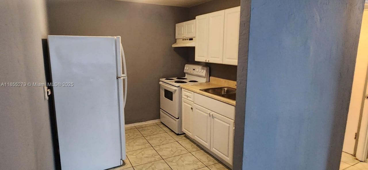 3147 Economy, Fort Myers, FL 33916 Photo