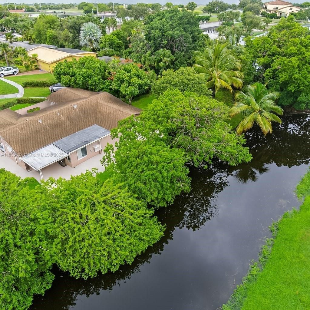 110 NW 78th Ave, Pembroke Pines, FL 33024 Photo