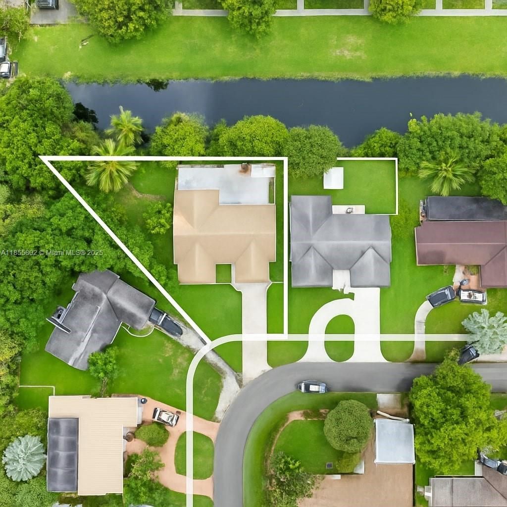 110 NW 78th Ave, Pembroke Pines, FL 33024 Photo