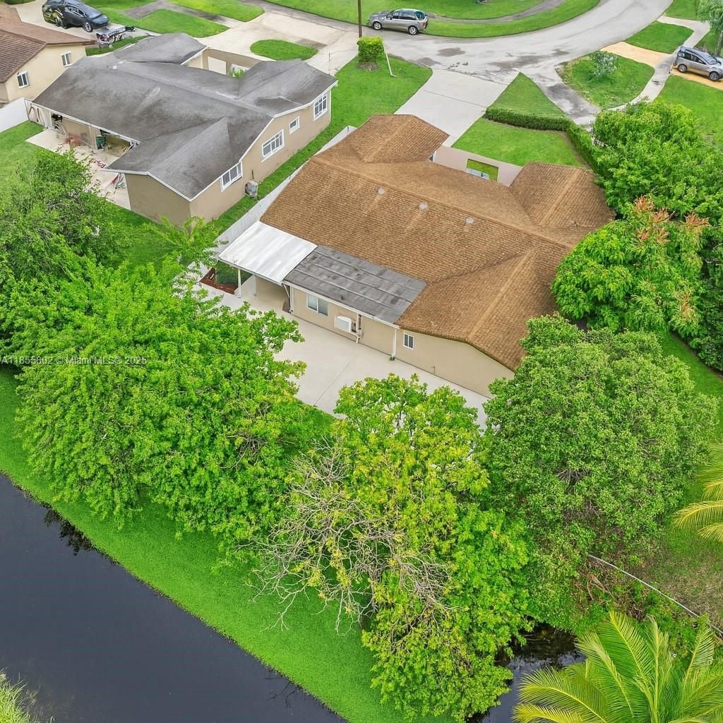 110 NW 78th Ave, Pembroke Pines, FL 33024 Photo