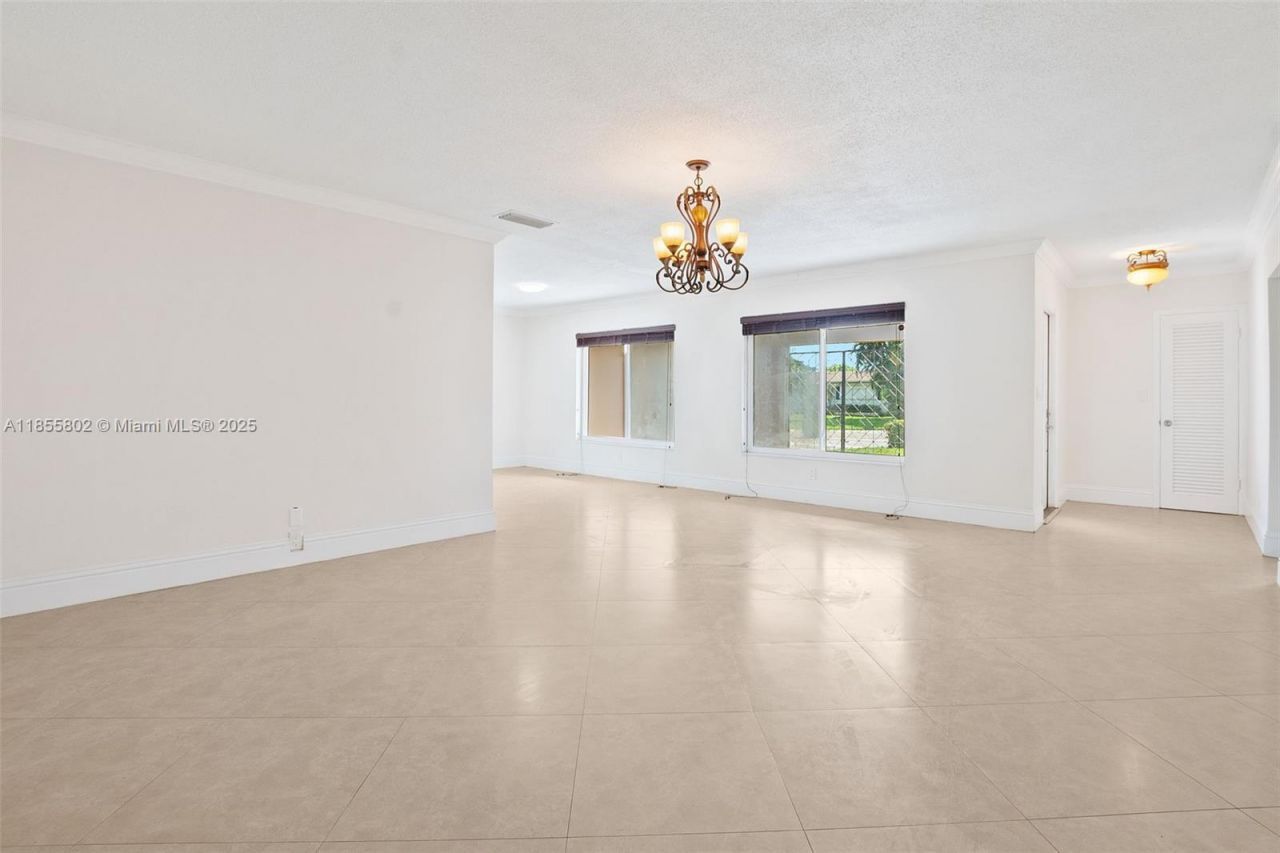 110 NW 78th Ave, Pembroke Pines, FL 33024 Photo
