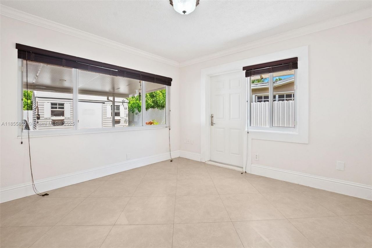 110 NW 78th Ave, Pembroke Pines, FL 33024 Photo