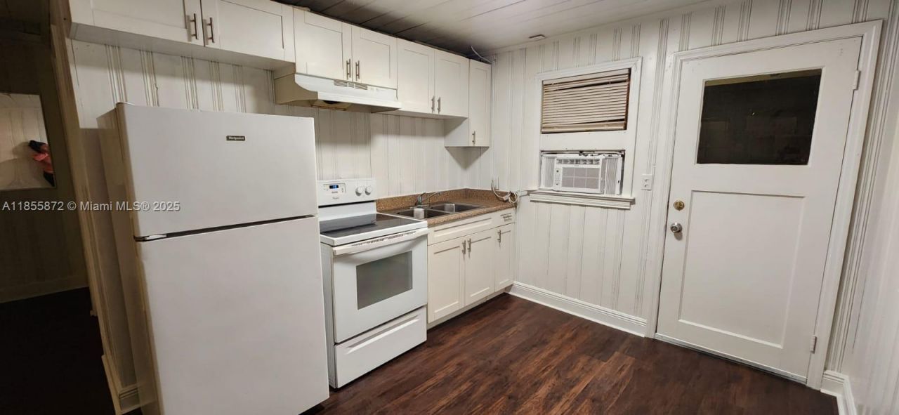 2105 Franklin, Fort Myers, FL 33901 Photo