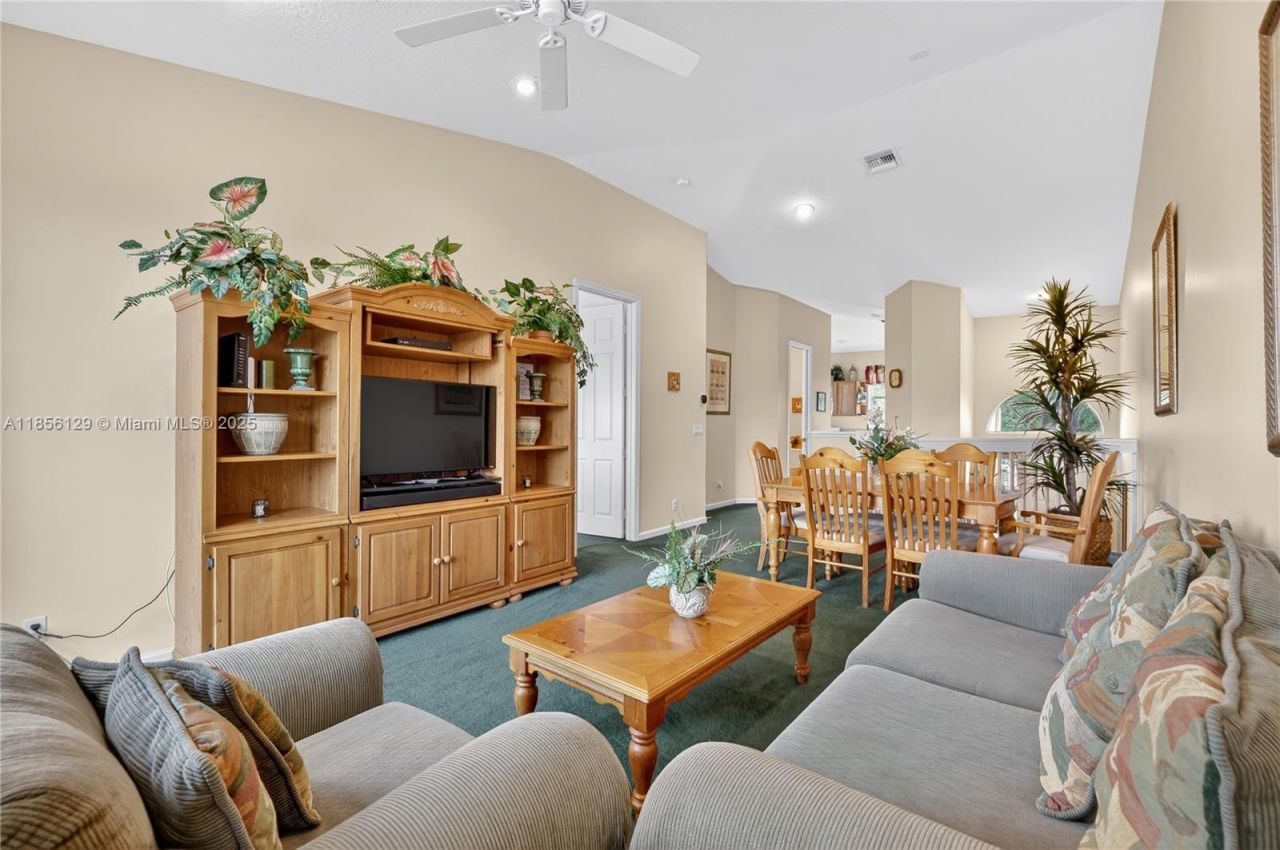 9302 World Cup Way, Port Saint Lucie, FL 34986 Photo