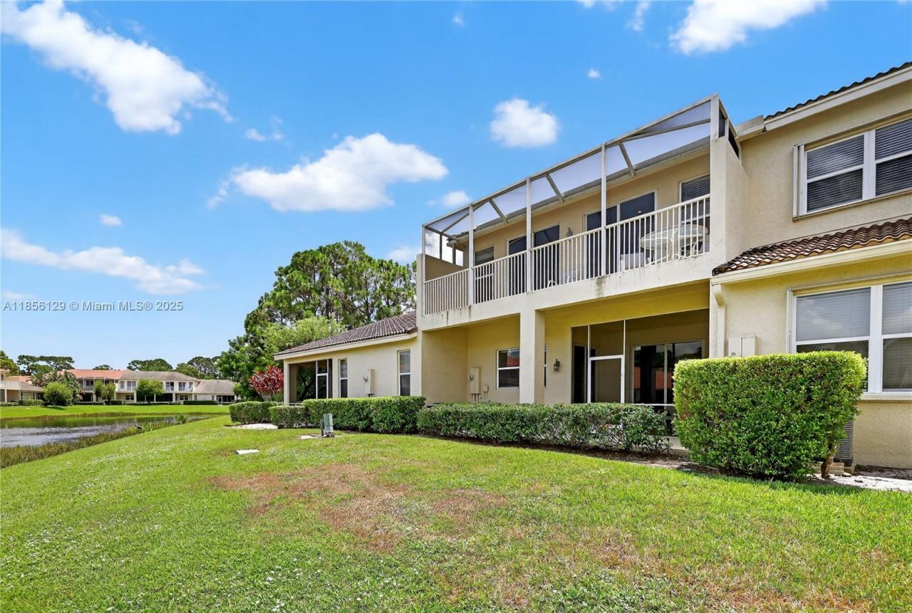 9302 World Cup Way, Port Saint Lucie, FL 34986 Photo