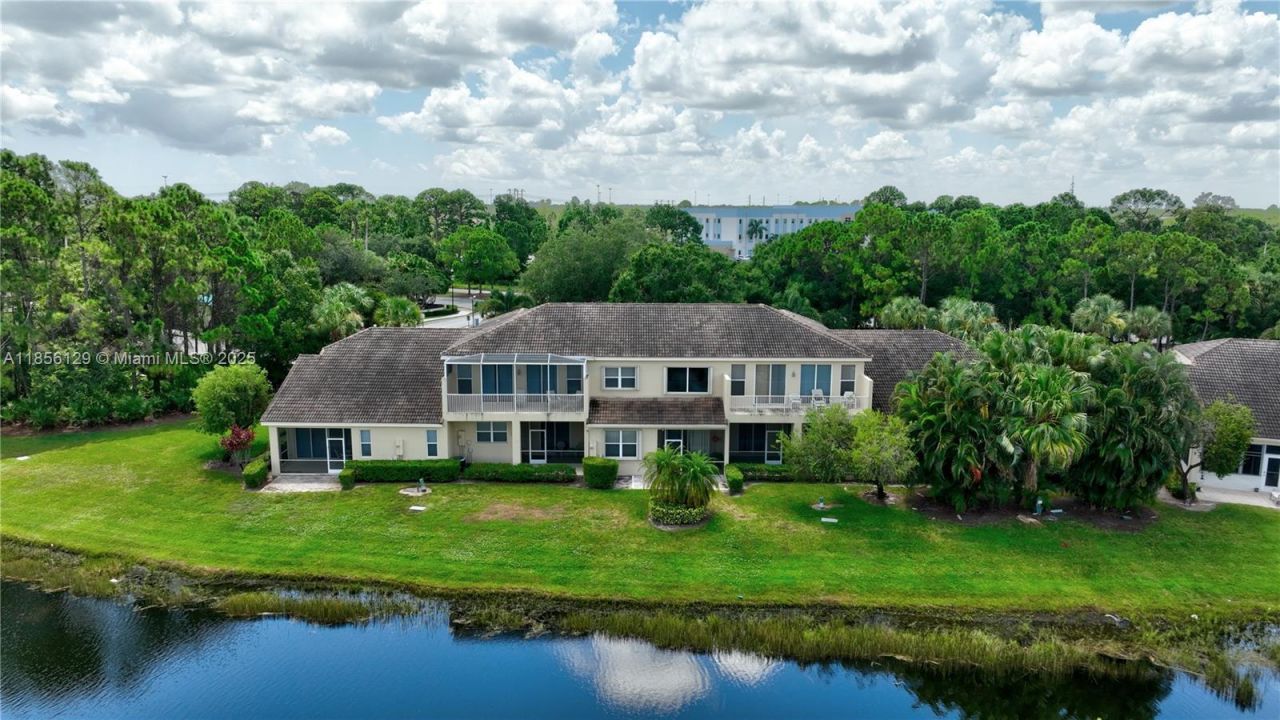 9302 World Cup Way, Port Saint Lucie, FL 34986 Photo