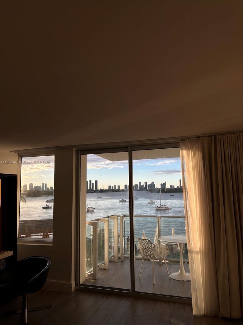 1100 West Ave, Unit 322, Miami Beach, FL 33139 Photo