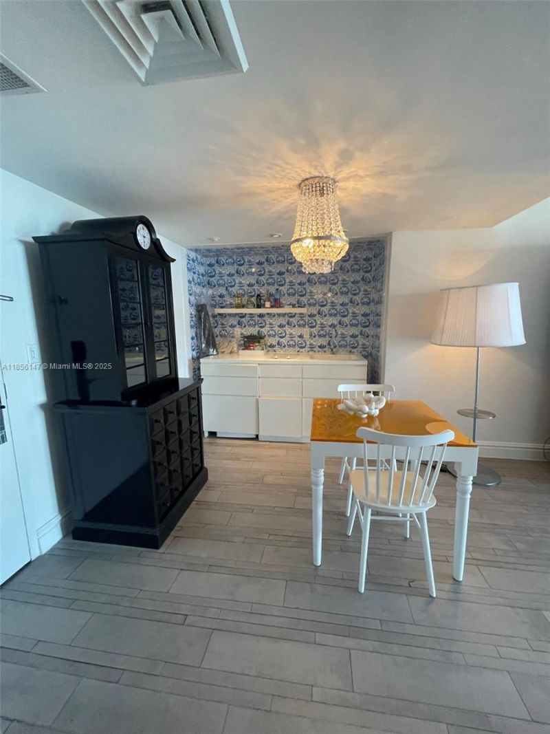 1100 West Ave, Unit 322, Miami Beach, FL 33139 Photo