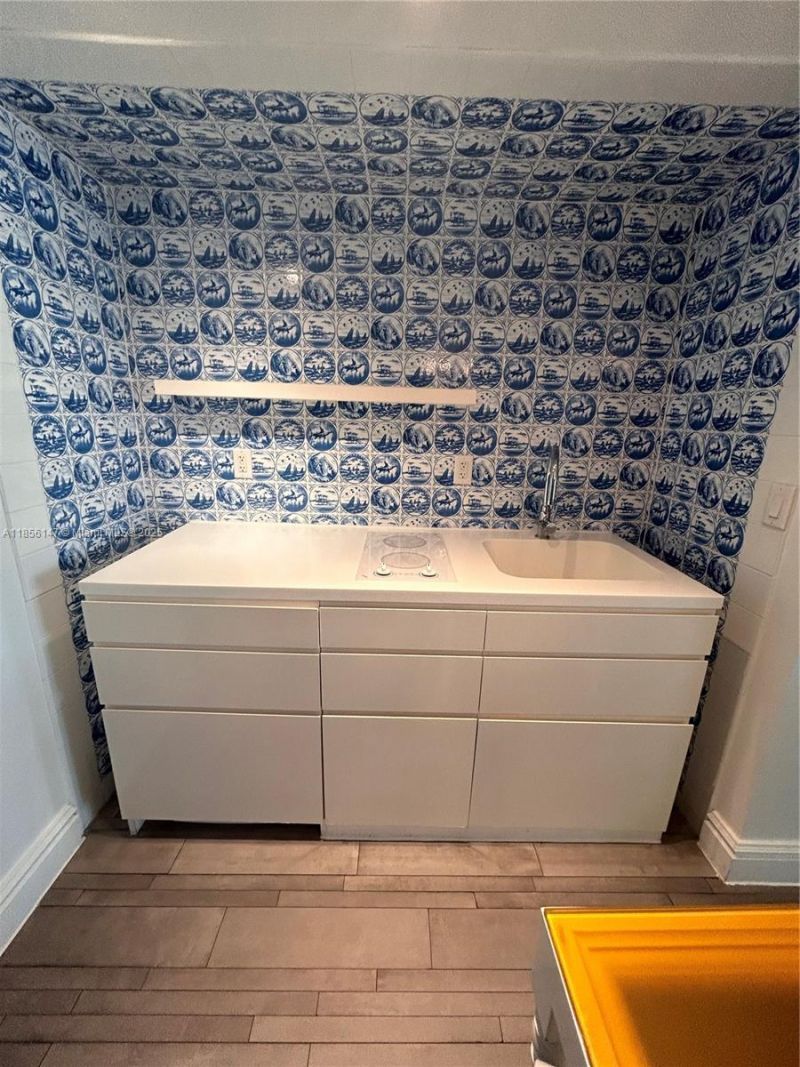 1100 West Ave, Unit 322, Miami Beach, FL 33139 Photo