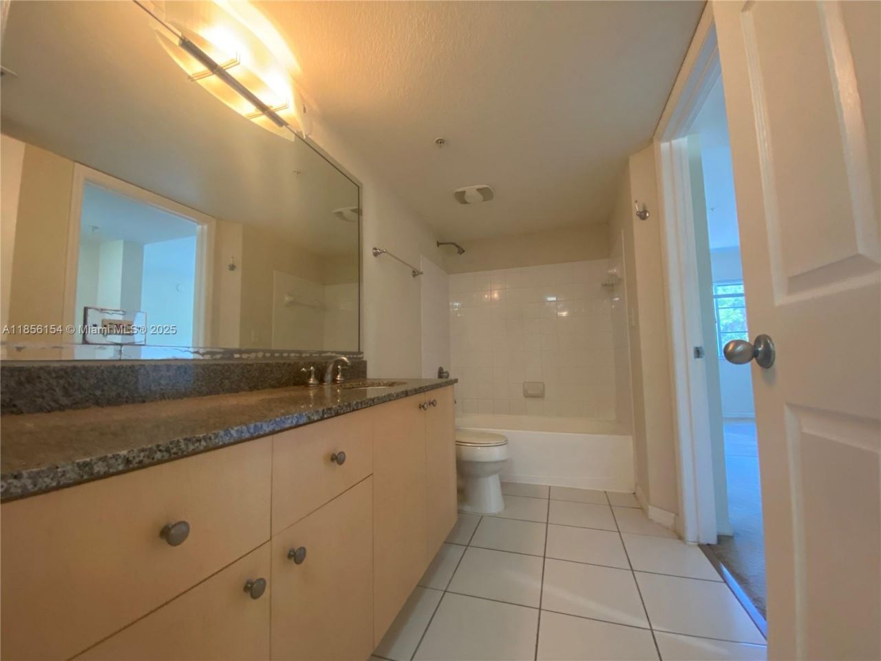 2544 Centergate Dr, Unit 305, Miramar, FL 33025 Photo