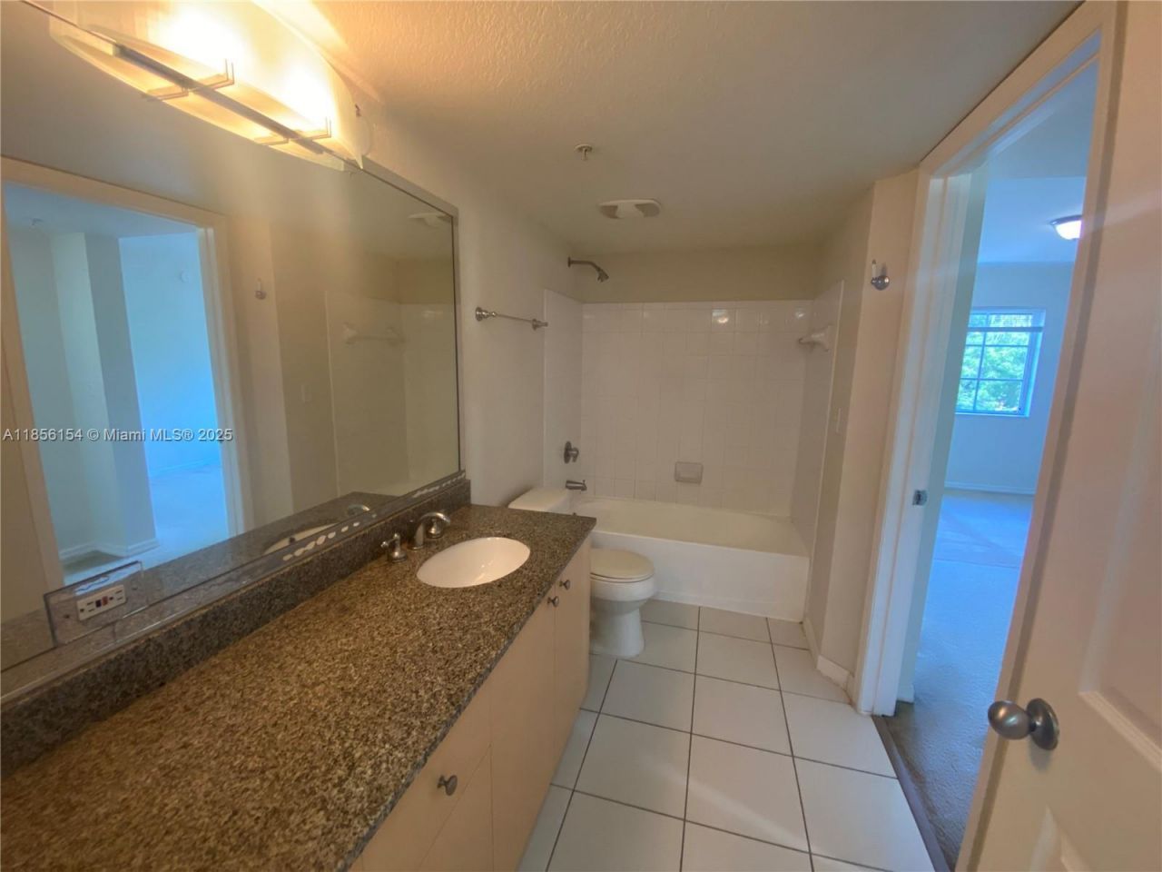 2544 Centergate Dr, Unit 305, Miramar, FL 33025 Photo