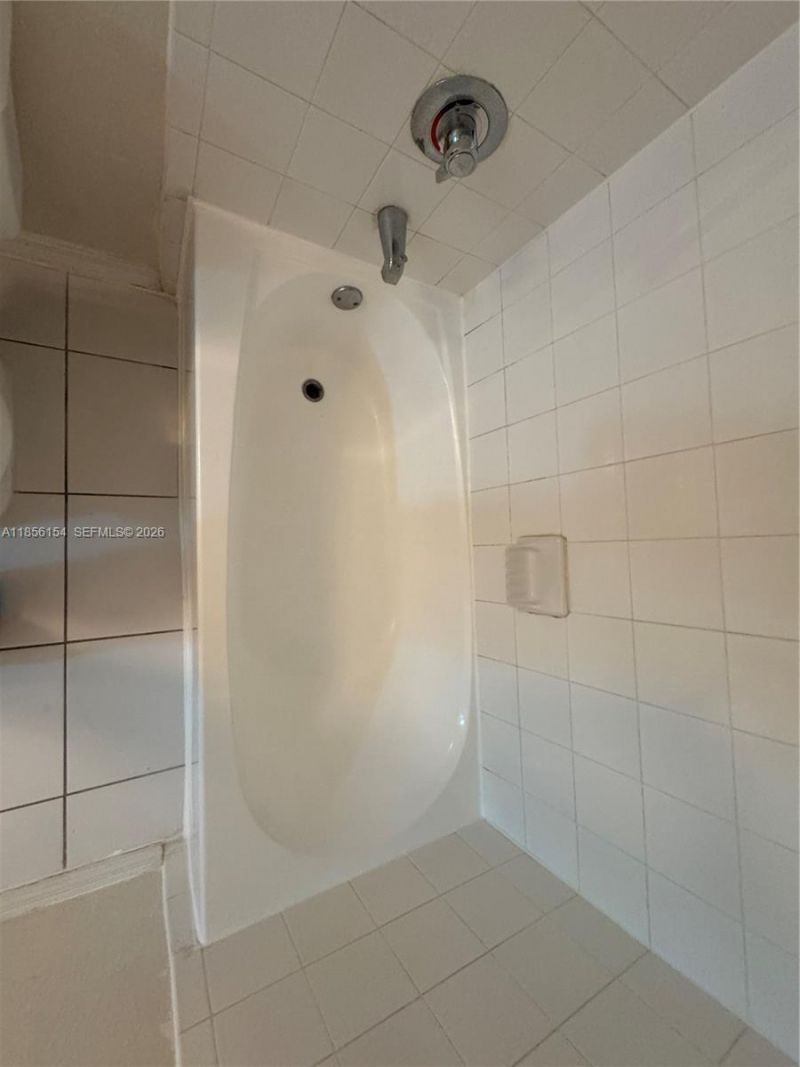 2544 Centergate Dr, Unit 305, Miramar, FL 33025 Photo