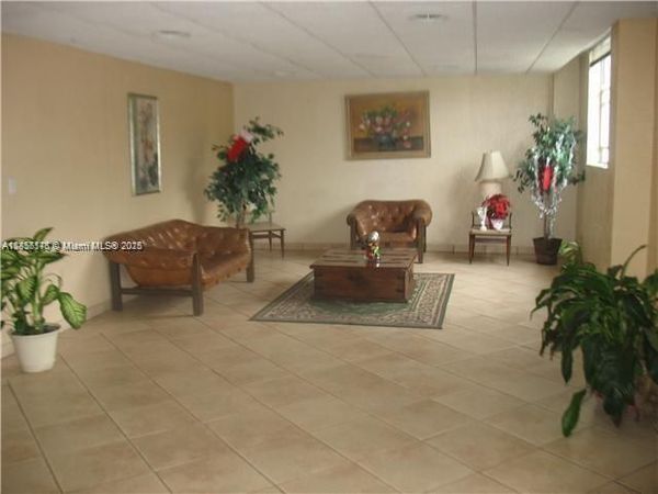 16465 NE 22nd Ave, Unit 205, North Miami Beach, FL 33160