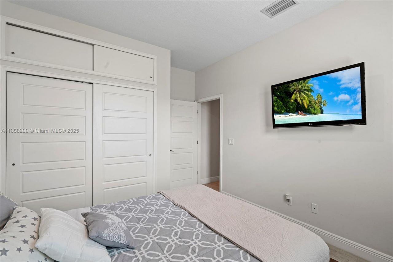 15350 Navion Dr, Port Saint Lucie, FL 34987 Photo