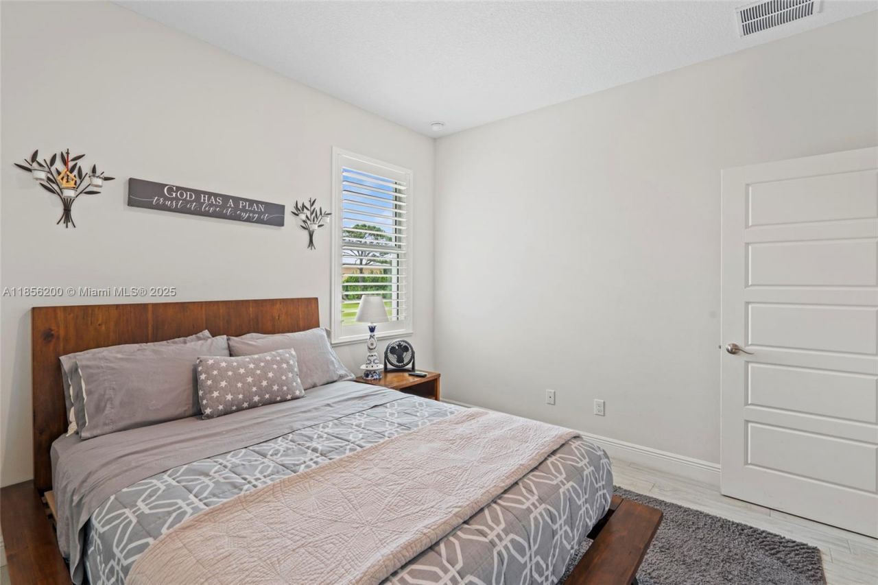 15350 Navion Dr, Port Saint Lucie, FL 34987 Photo