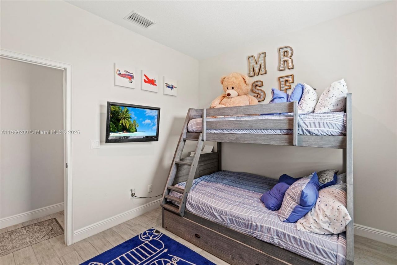 15350 Navion Dr, Port Saint Lucie, FL 34987 Photo