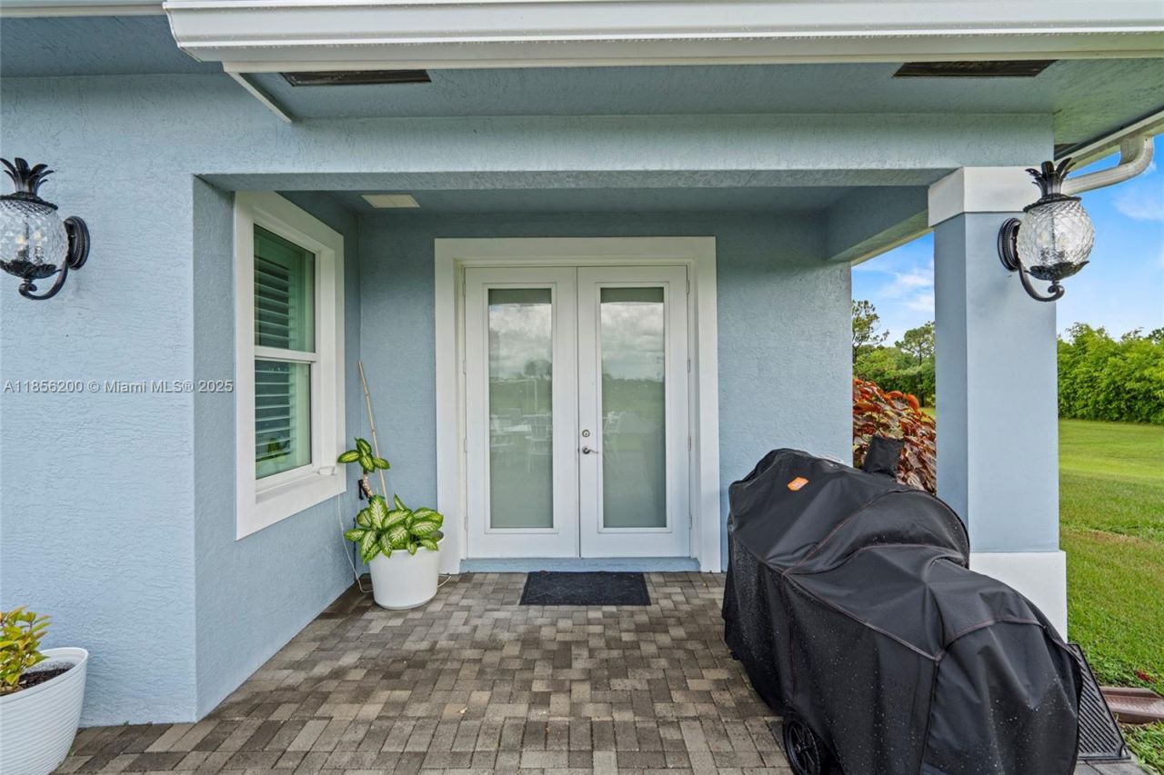 15350 Navion Dr, Port Saint Lucie, FL 34987 Photo