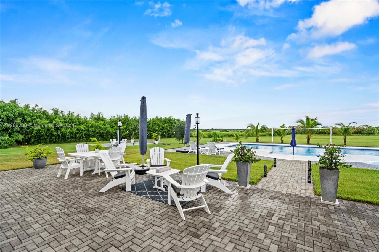 15350 Navion Dr, Port Saint Lucie, FL 34987 Photo