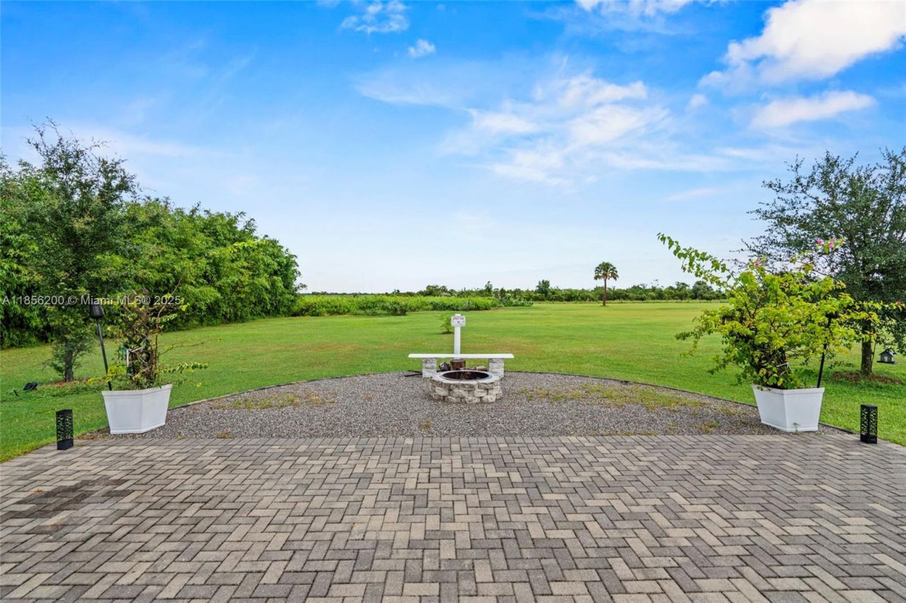 15350 Navion Dr, Port Saint Lucie, FL 34987 Photo