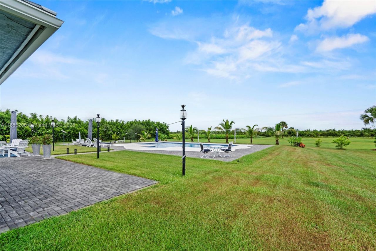 15350 Navion Dr, Port Saint Lucie, FL 34987 Photo