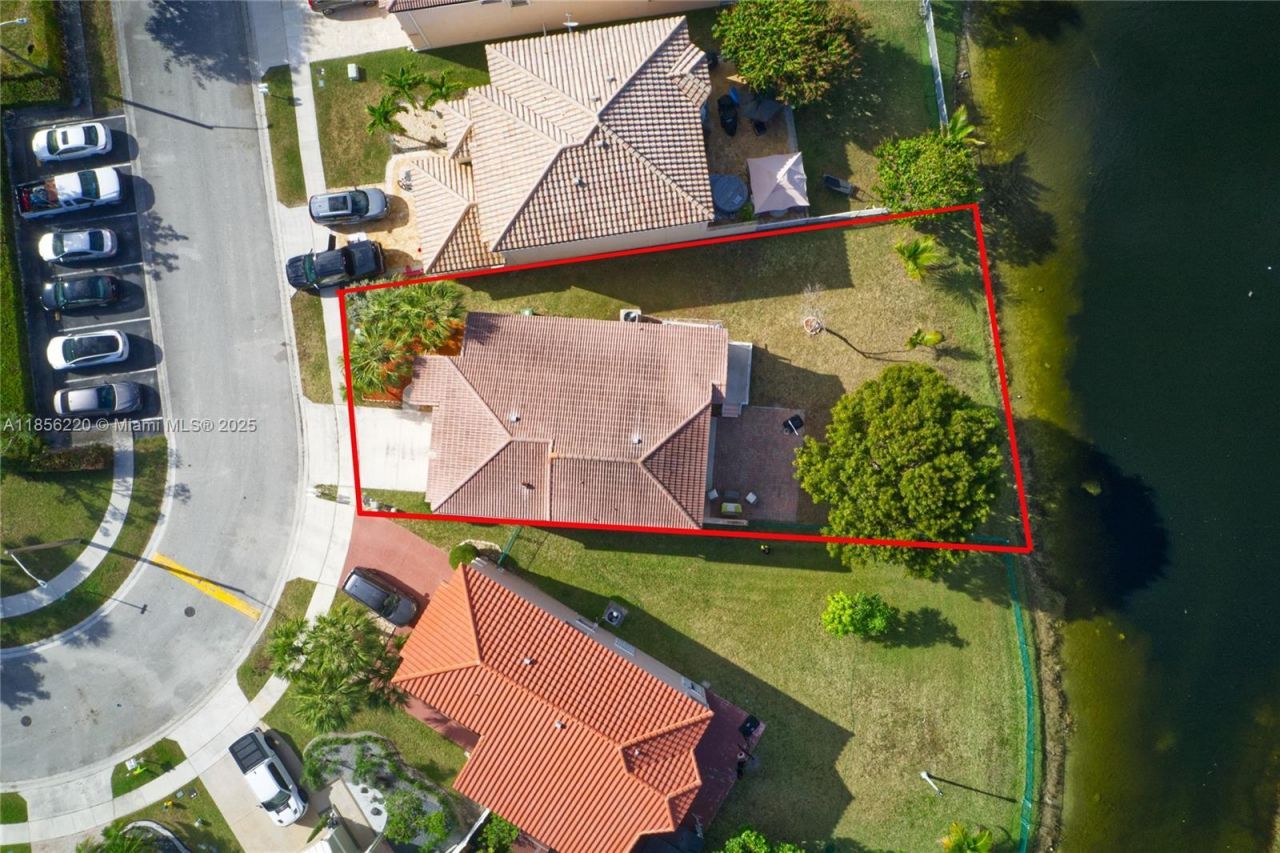 15343 NW 14th Rd, Pembroke Pines, FL 33028 Photo