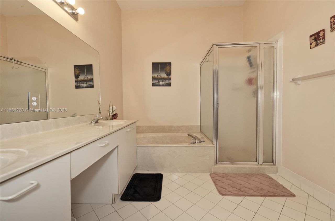 15343 NW 14th Rd, Pembroke Pines, FL 33028 Photo