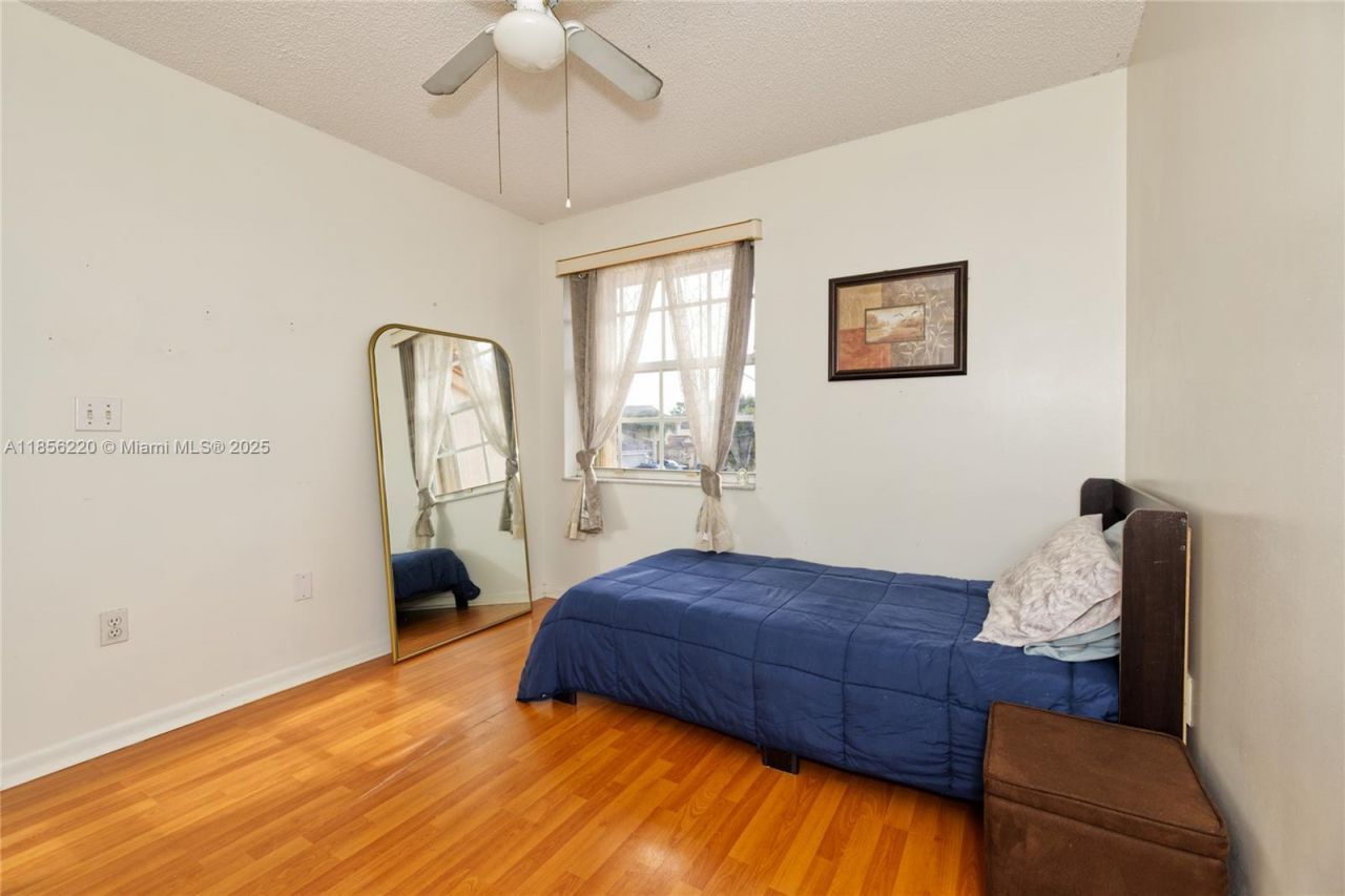 15343 NW 14th Rd, Pembroke Pines, FL 33028 Photo