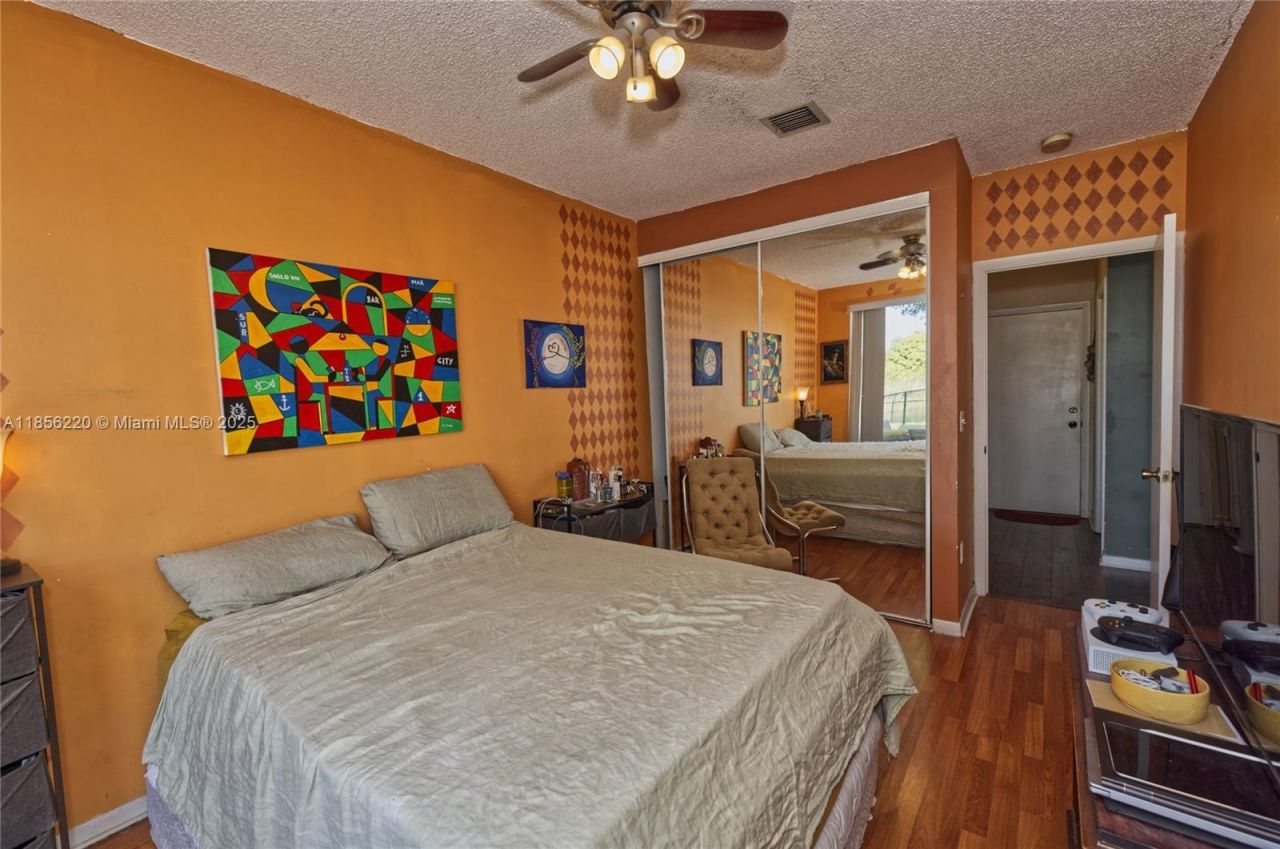 15343 NW 14th Rd, Pembroke Pines, FL 33028 Photo