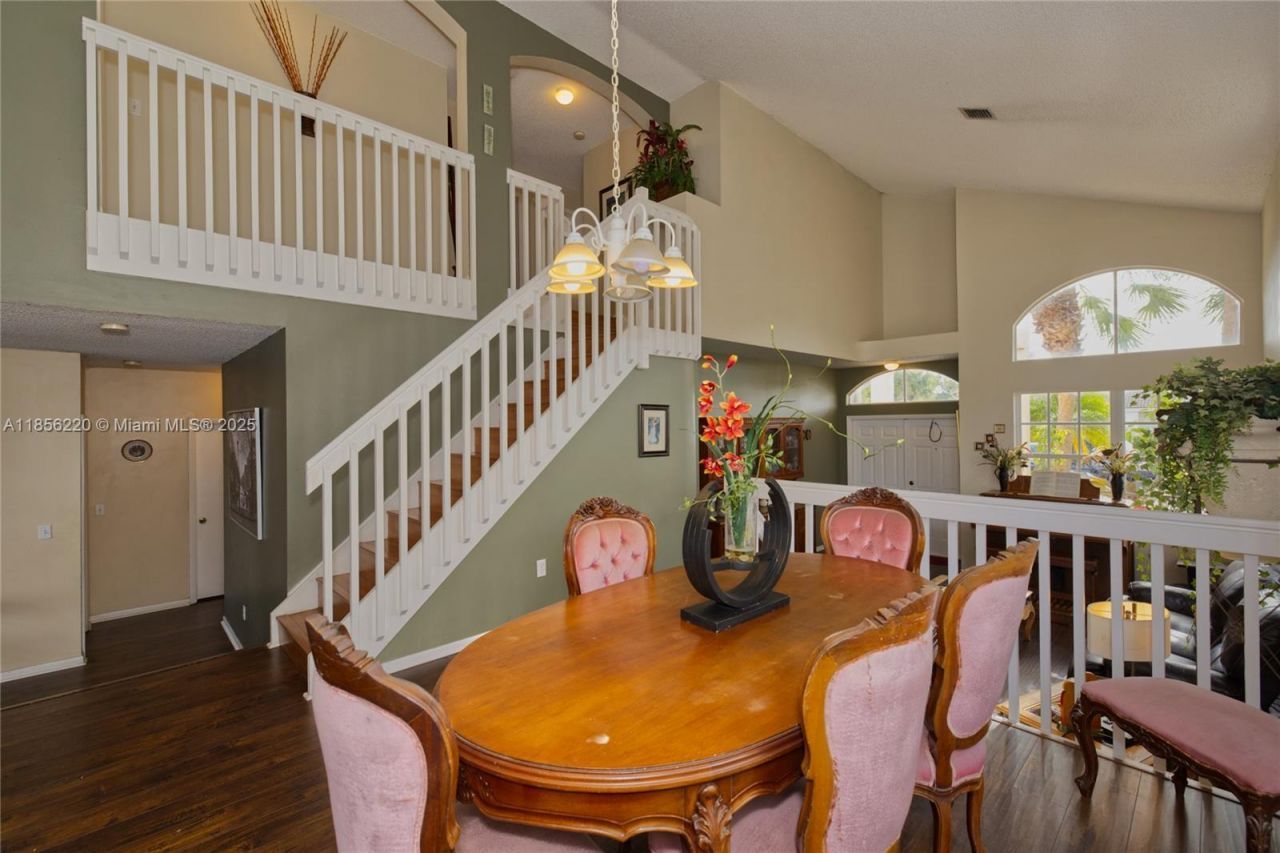 15343 NW 14th Rd, Pembroke Pines, FL 33028 Photo