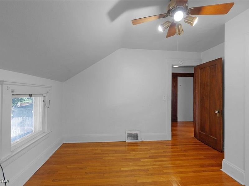 1468 Parkhill Road, Cleveland Heights, OH 44121 Photo 19